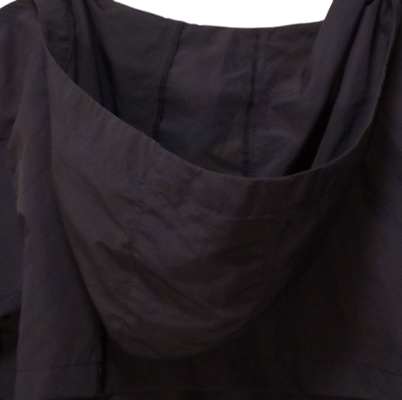 Avalanche - NWOT -Ladies Navy Blue Windbreaker W/Hood, Drawstring Waist, Pockets - Picture 12 of 16